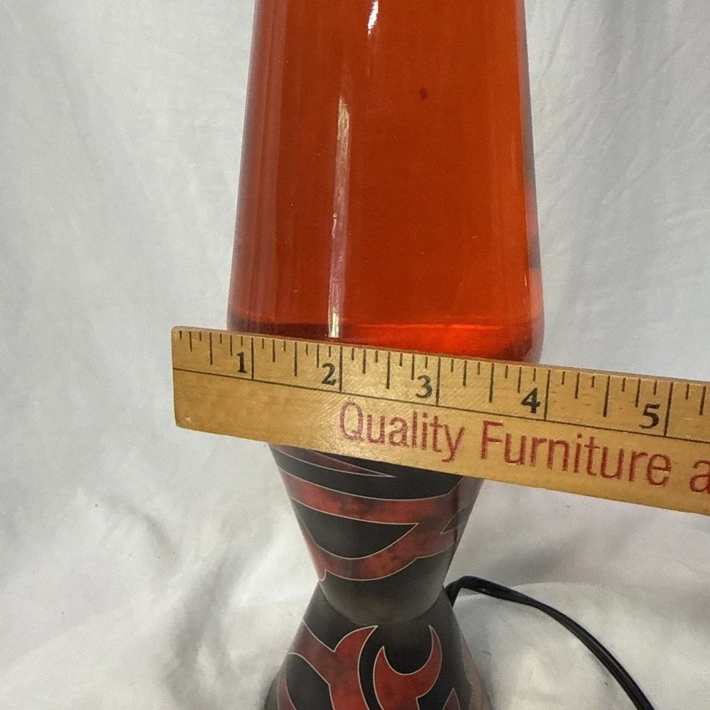VTG Spencer's Schylling Tribal Red Black The LAVA Lamp 4518 Purple Wax Red Liq